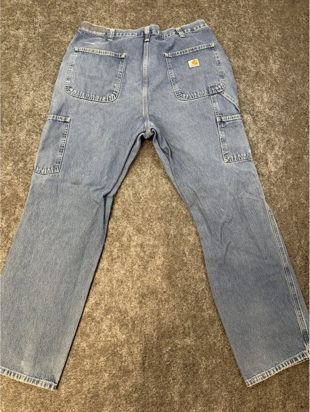 Carhartt B11 Dungaree Fit Carpenter Jeans Men’s 36X32 Light Wash Work Jeans.